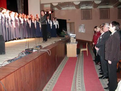 19 марта 2005 в Окружном Доме Офицеров состоялся учредительный съезд выпускников Самарского государственного университета